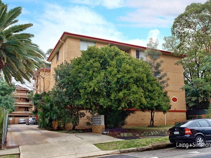 4 /16 Hutchinson Street, Granville NSW 2142