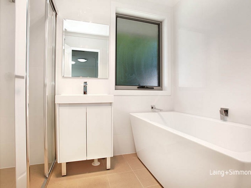 11 Verlie Street, South Wentworthville NSW 2145