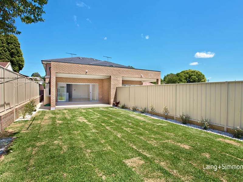 11 Verlie Street, South Wentworthville NSW 2145