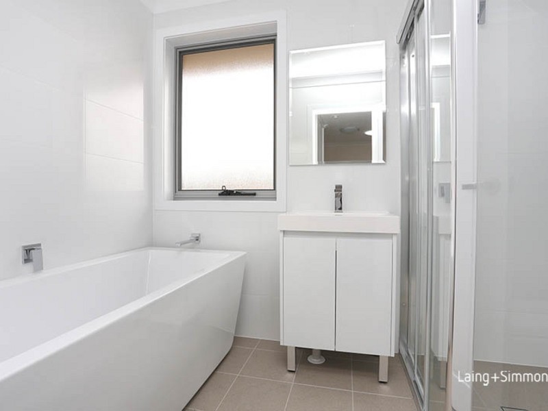 11 Verlie Street, South Wentworthville NSW 2145