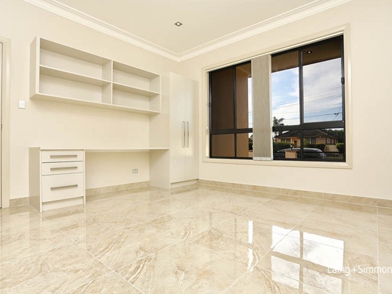 20 Bennett Road, Granville NSW 2142