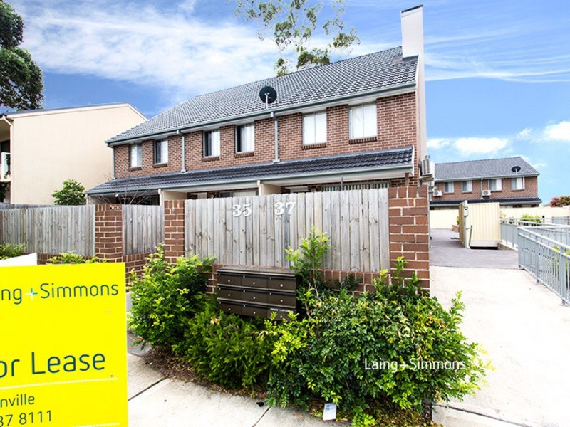 1/35-37 Wellington Road, South Granville NSW 2142