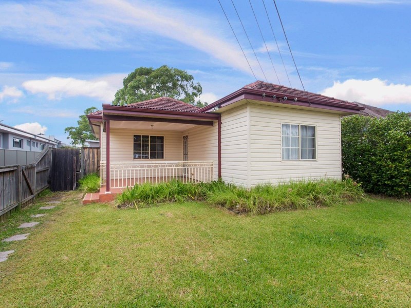 18 Johnstone Street, Guildford NSW 2161