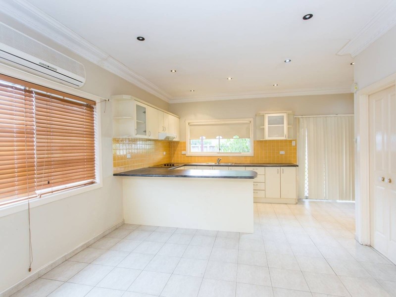 18 Johnstone Street, Guildford NSW 2161