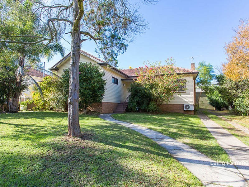 4 Knox Street, Pendle Hill NSW 2145