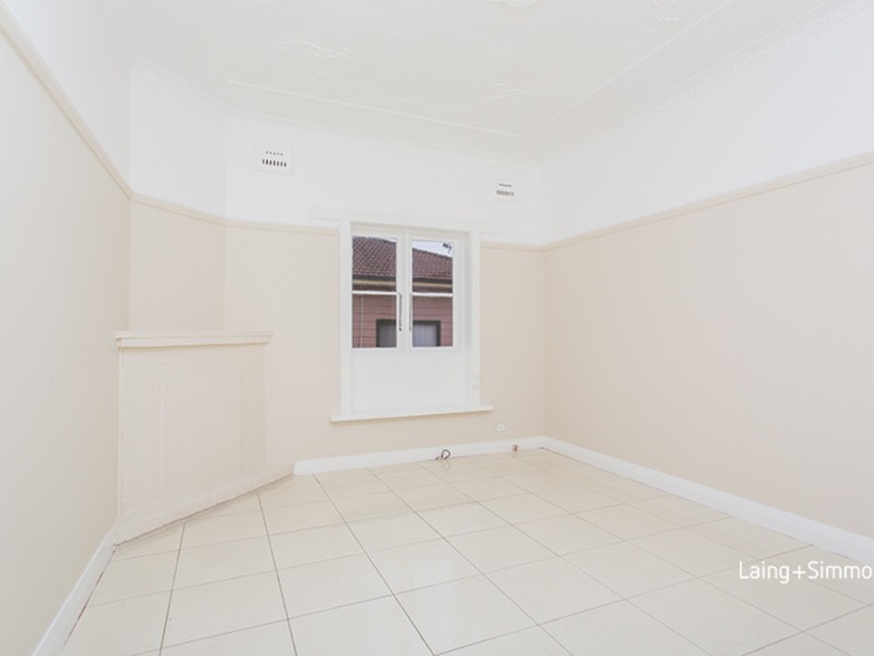 17 Earl Street, Merrylands NSW 2160