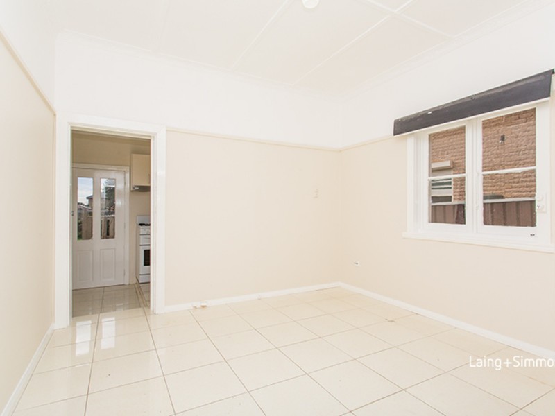 17 Earl Street, Merrylands NSW 2160