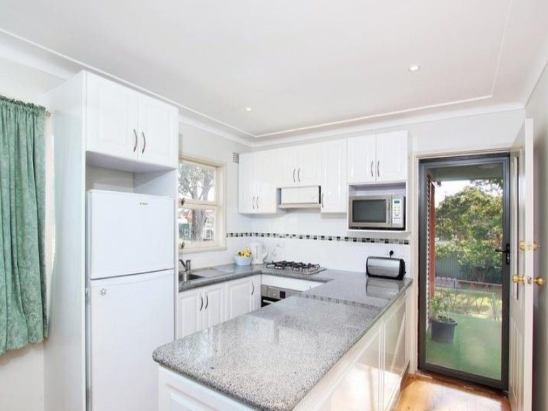 15 Fairfield Road, Woodpark NSW 2164