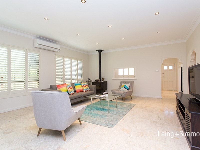 122 Railway Parade, Granville NSW 2142