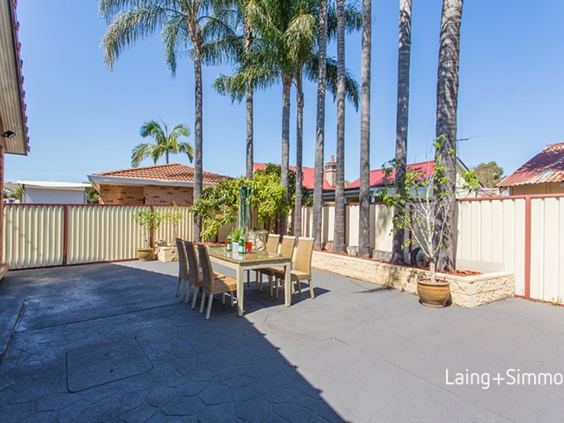 122 Railway Parade, Granville NSW 2142