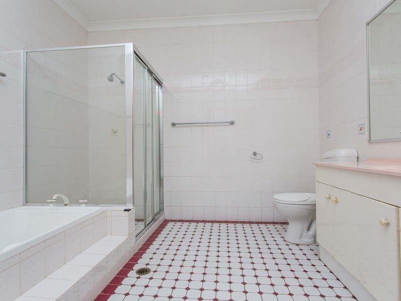 36 Rhodes Avenue, Guildford NSW 2161