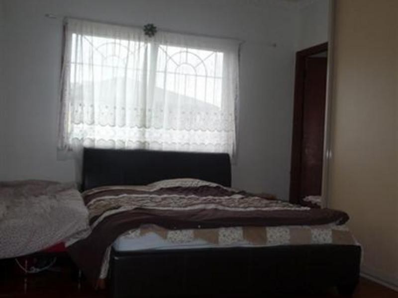 36 Rhodes Avenue, Guildford NSW 2161