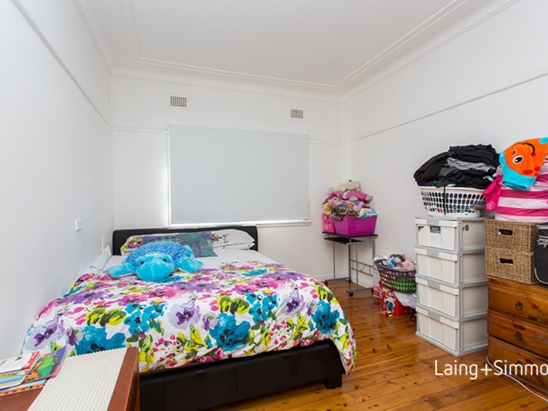 11 Bowden Street, Merrylands NSW 2160