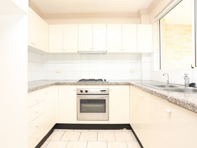 18/27-33 Addlestone Road, Merrylands NSW 2160