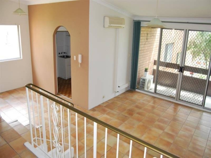 17/20 Crown Street, Granville NSW 2142