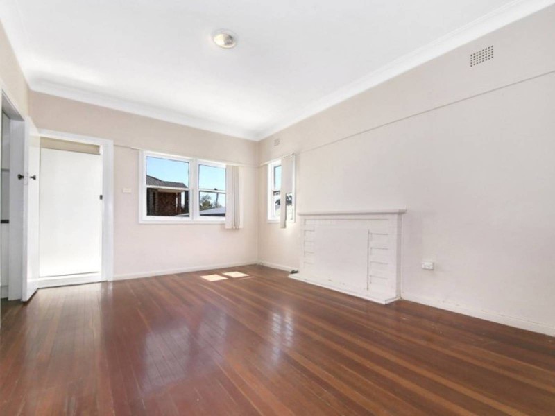 190 Blaxcell Street, Granville NSW 2142