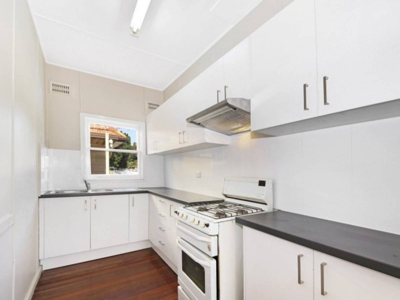 190 Blaxcell Street, Granville NSW 2142