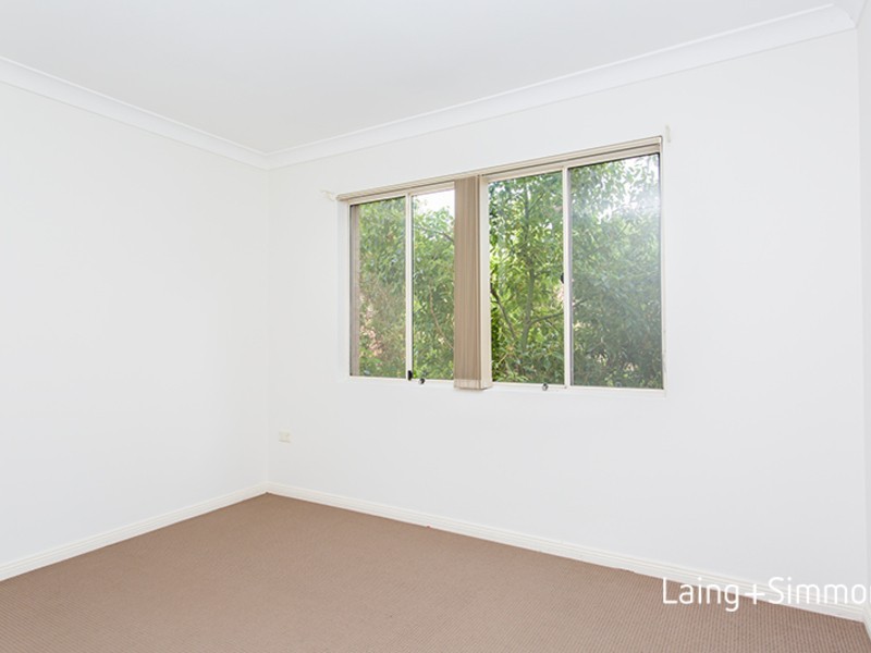 28/2-4 Kane Street, Guildford NSW 2161