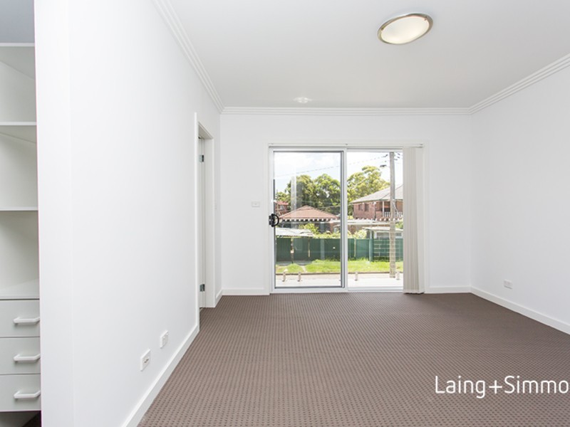 12 Surrey Street, Guildford NSW 2161