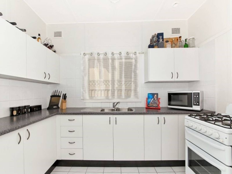 7 Cecil Street, Merrylands NSW 2160