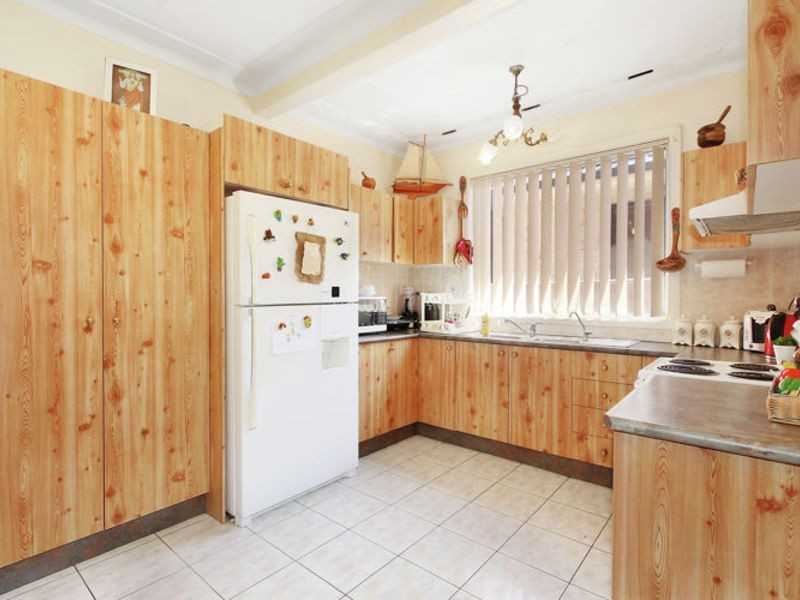 22 Renfrew Street, Guildford NSW 2161