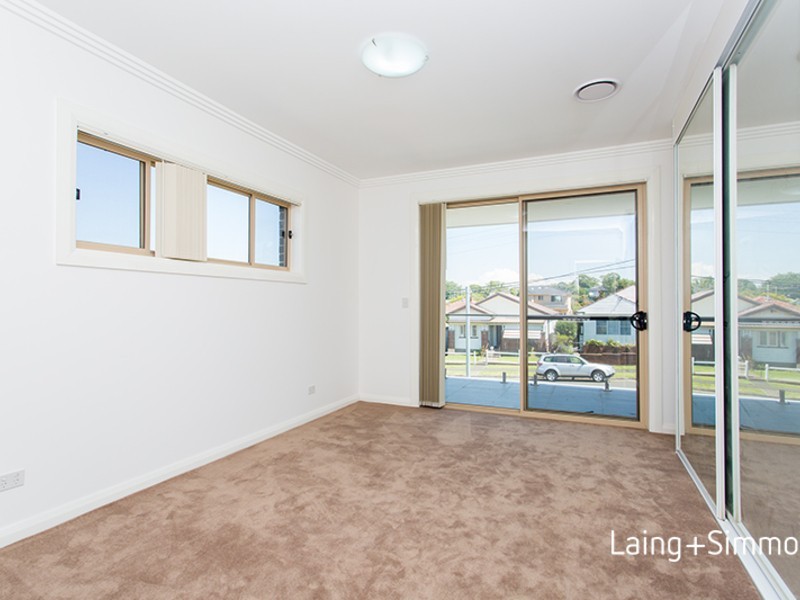 2/22 The Esplanade, Guildford NSW 2161