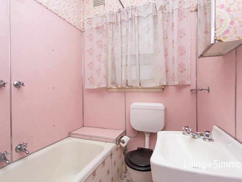 64 Hilltop Road, Merrylands NSW 2160