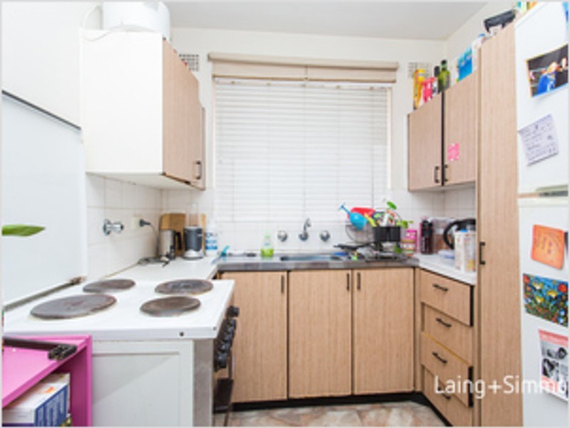 4/3 Western Crescent, Gladesville NSW 2111