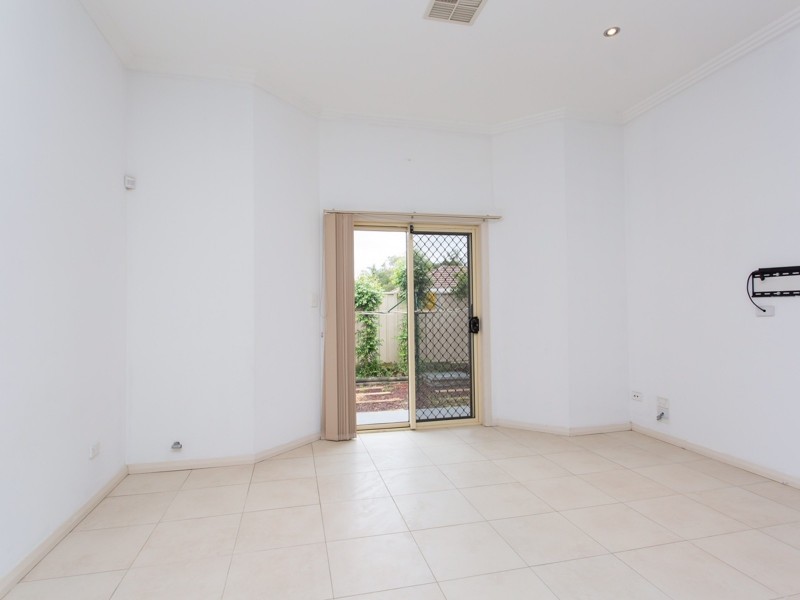 5 Grove Street, Guildford NSW 2161