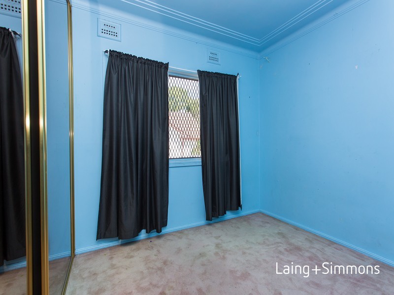 8 Constitution Road, Constitution Hill NSW 2145