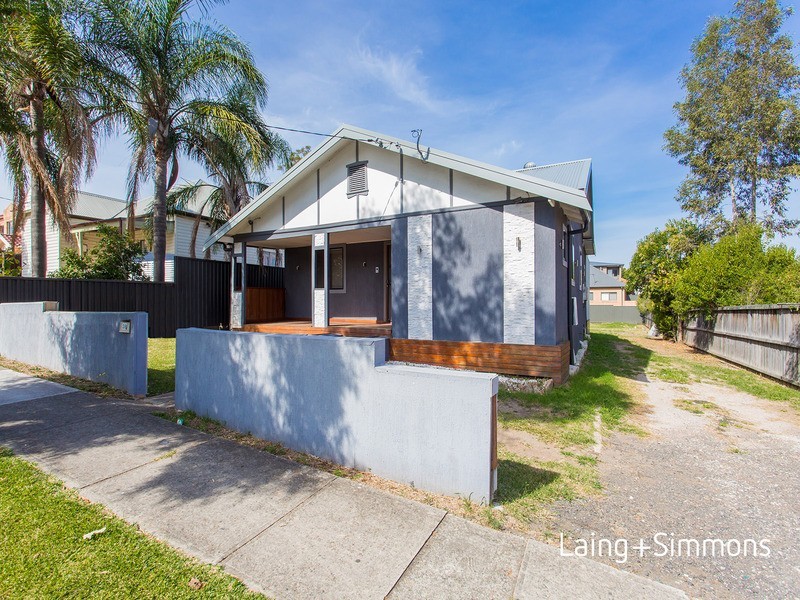 38 Earl Street, Merrylands NSW 2160