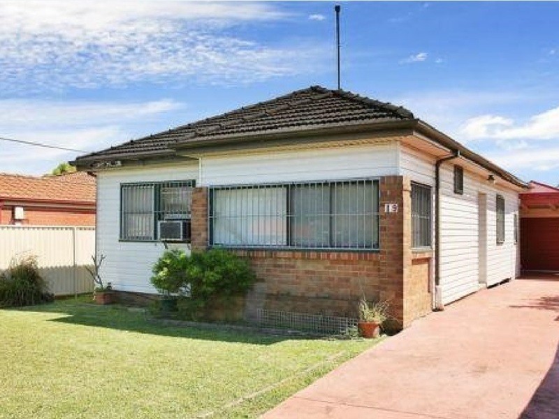 19 Bursill Street, Guildford NSW 2161