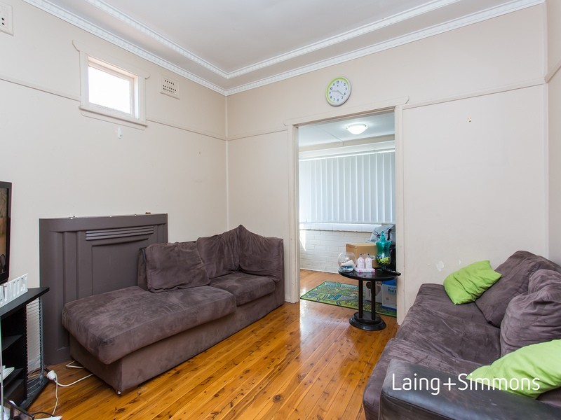 19 Bursill Street, Guildford NSW 2161