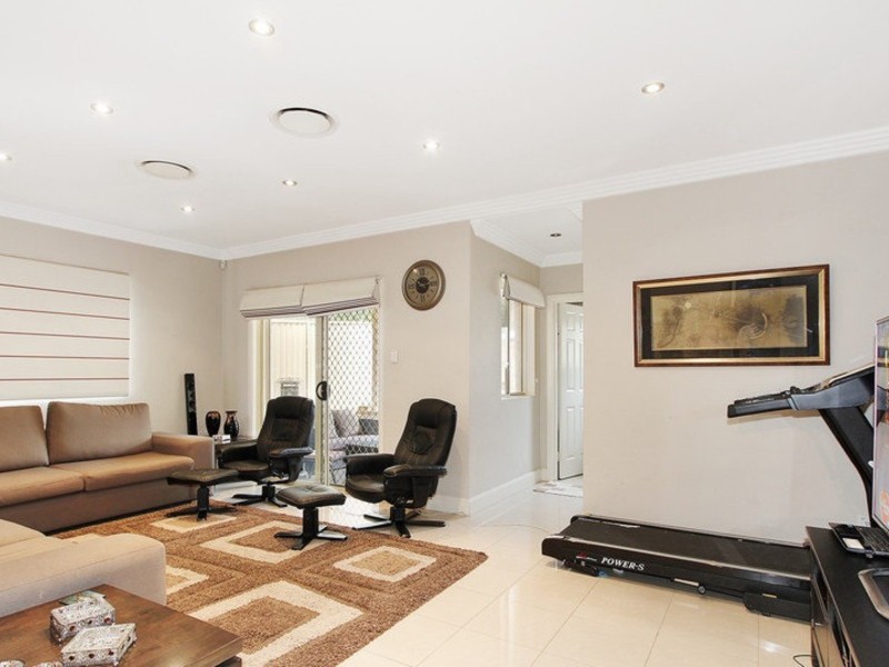 25A Hawksview Street, Merrylands NSW 2160