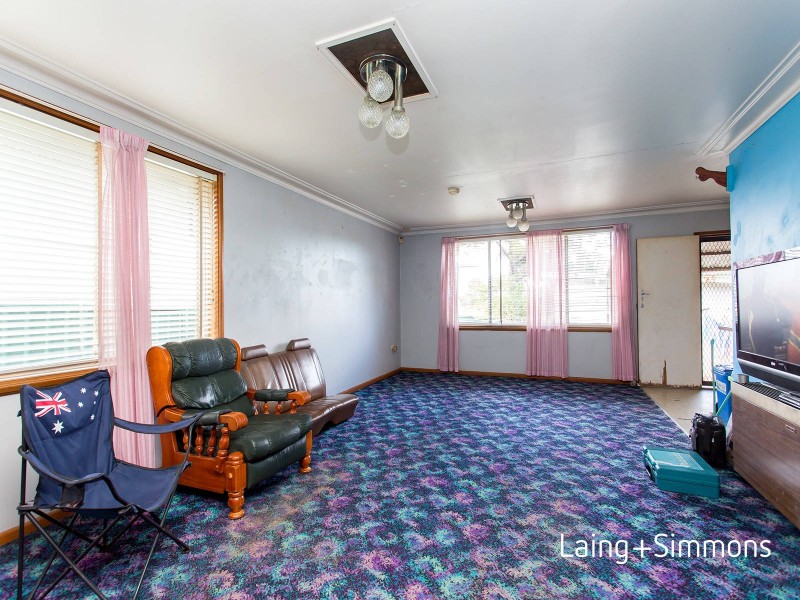 5 Rowley Road, Guildford NSW 2161