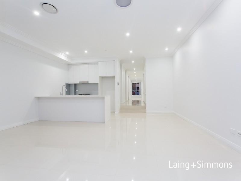 4 Cartwright Avenue, Merrylands NSW 2160