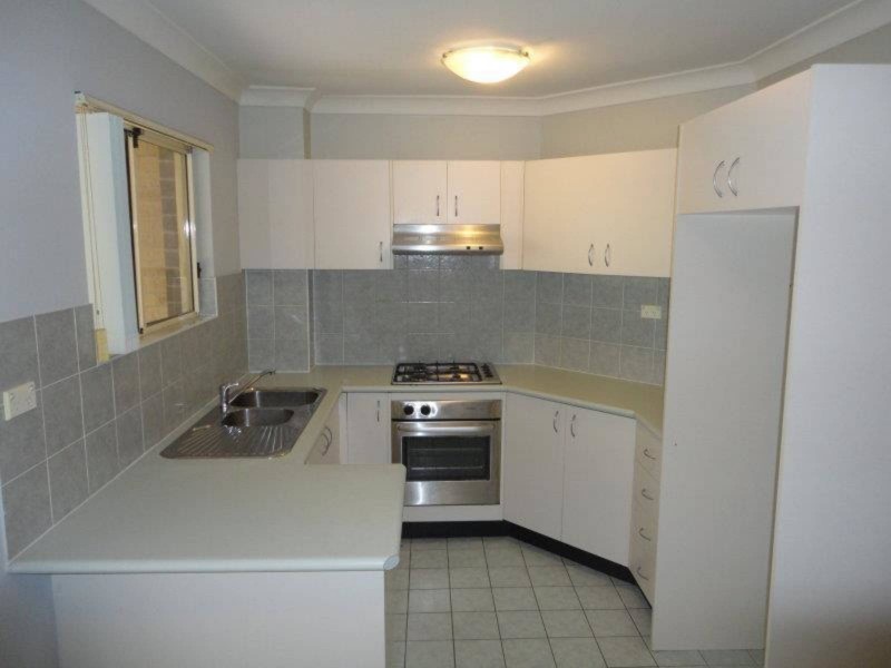 5/8-10 Newman Street, Merrylands NSW 2160