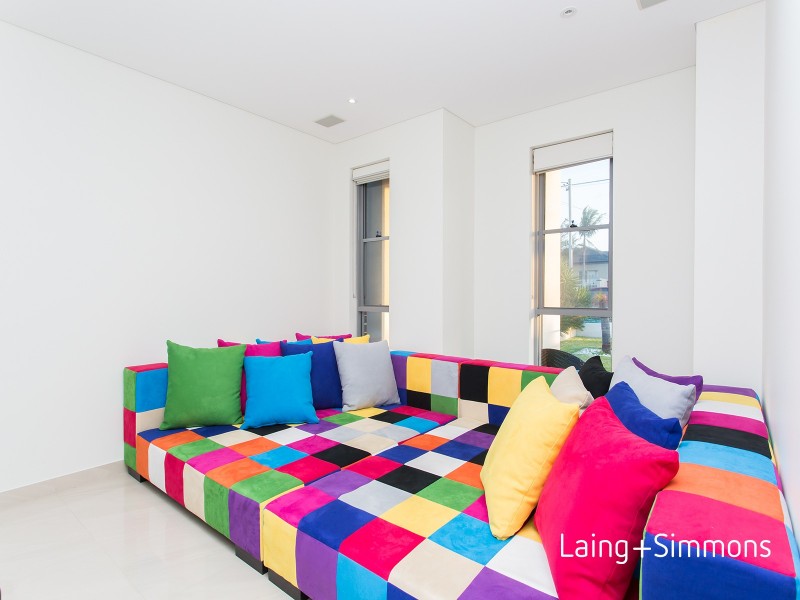 61 Adam Street, Guildford NSW 2161