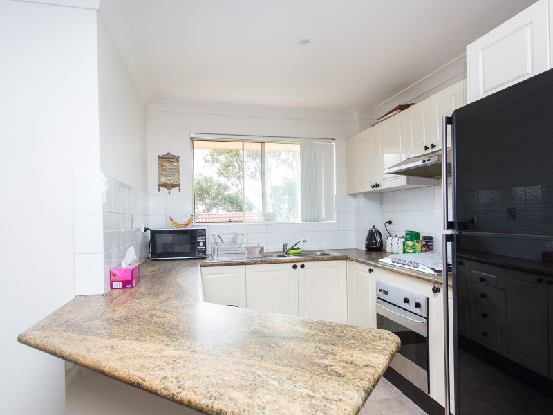 15/62-66 The Esplanade, Guildford NSW 2161