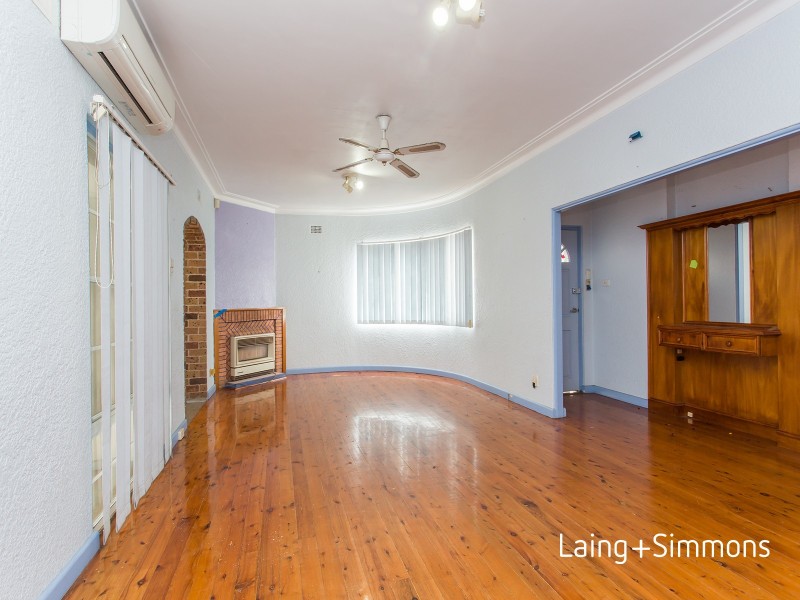 27 Chamberlain Road, Guildford NSW 2161