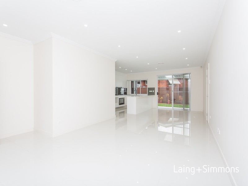 571a Merrylands Road, Merrylands NSW 2160