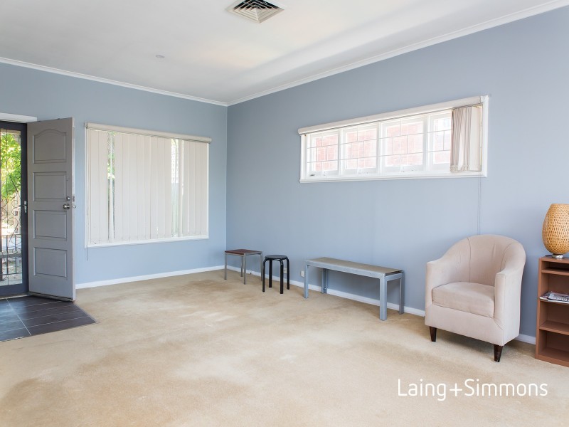 7 Oatlands Crescent, Oatlands NSW 2117