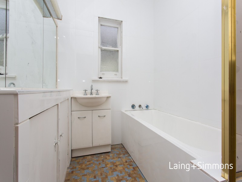 11 Hunt Street, Guildford NSW 2161