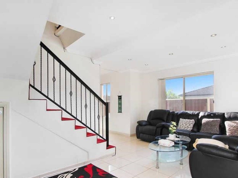 182 Hawksview Street, Guildford NSW 2161