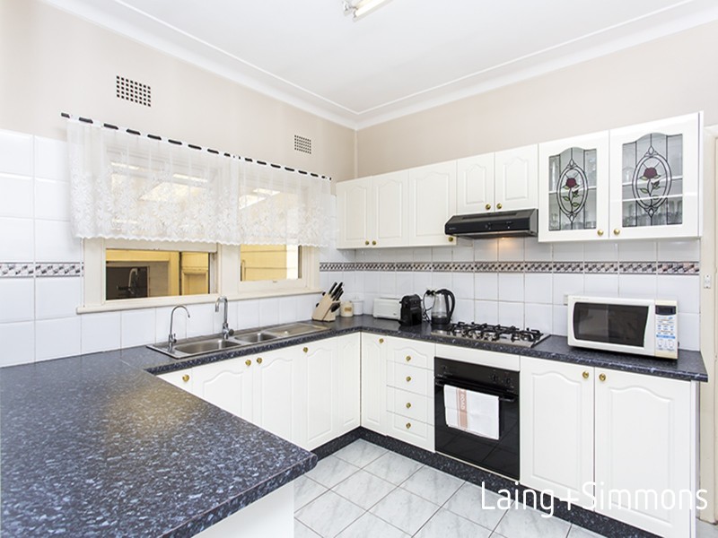 21 Beszant Street, Merrylands NSW 2160