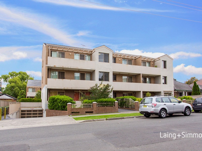 16/85-87 Mountford Avenue, Guildford NSW 2161