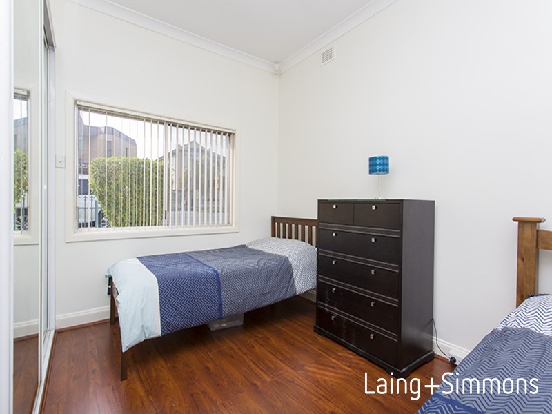 118 Blaxcell Street, Granville NSW 2142