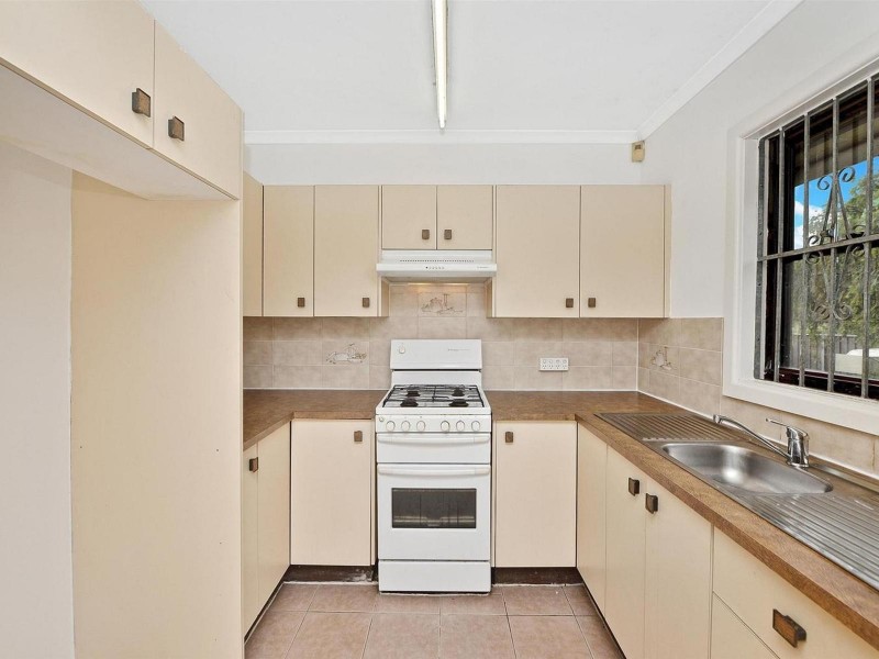 11 Beverley Crescent, Chester Hill NSW 2162