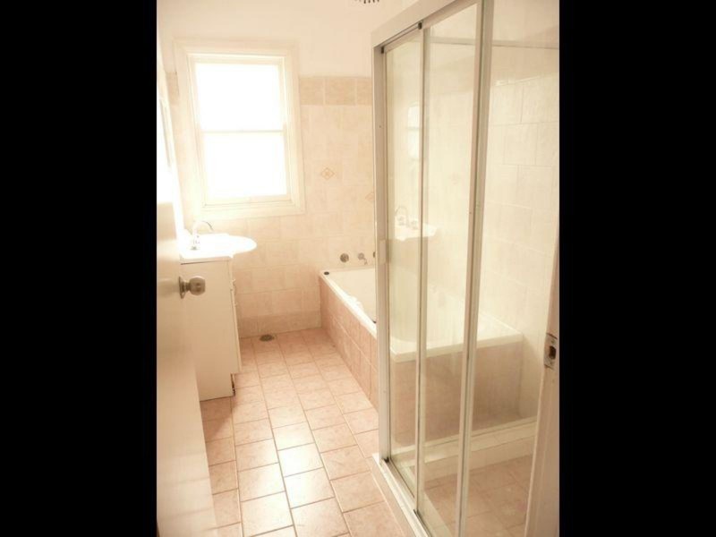 542 Woodville Road, Guildford NSW 2161