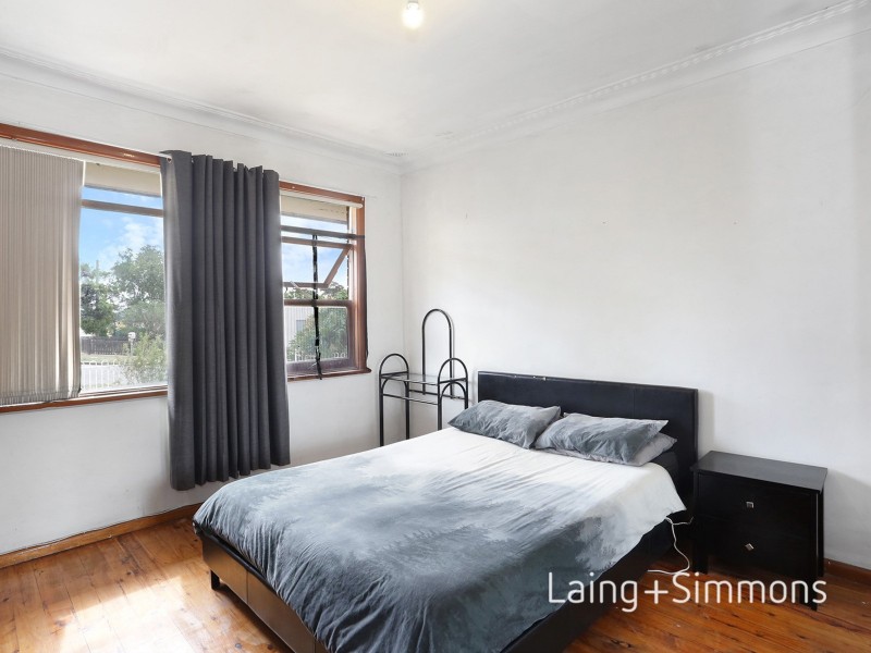 61 Queen Street, Guildford NSW 2161